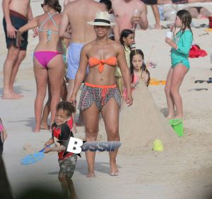 EXCLUSIVE: Alicia Keys is seen enjoying the sun with her family at the Nikki Beach in St Barts