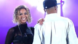 Blue-Ivy-sings-with-Beyonce-in-Grammy-Rehearsal-1