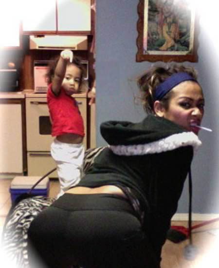 bad-mother-selfies-6