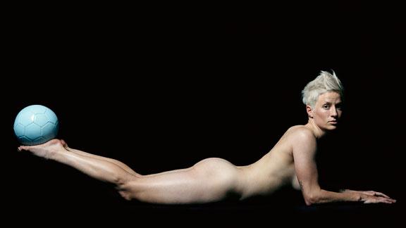 dm_140703_bodyissue_meganrapinoe