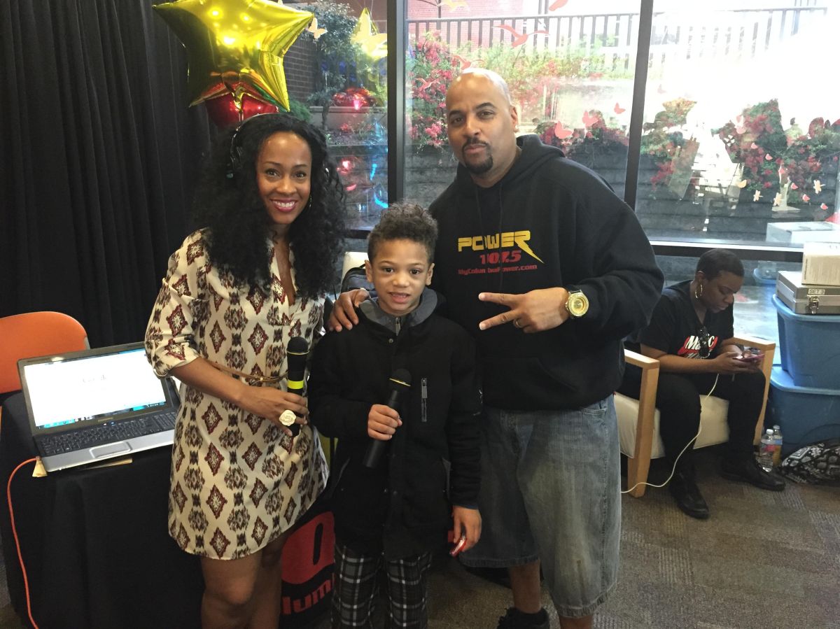 Magic 106.3 and Power 107.5 Radiothon 2015