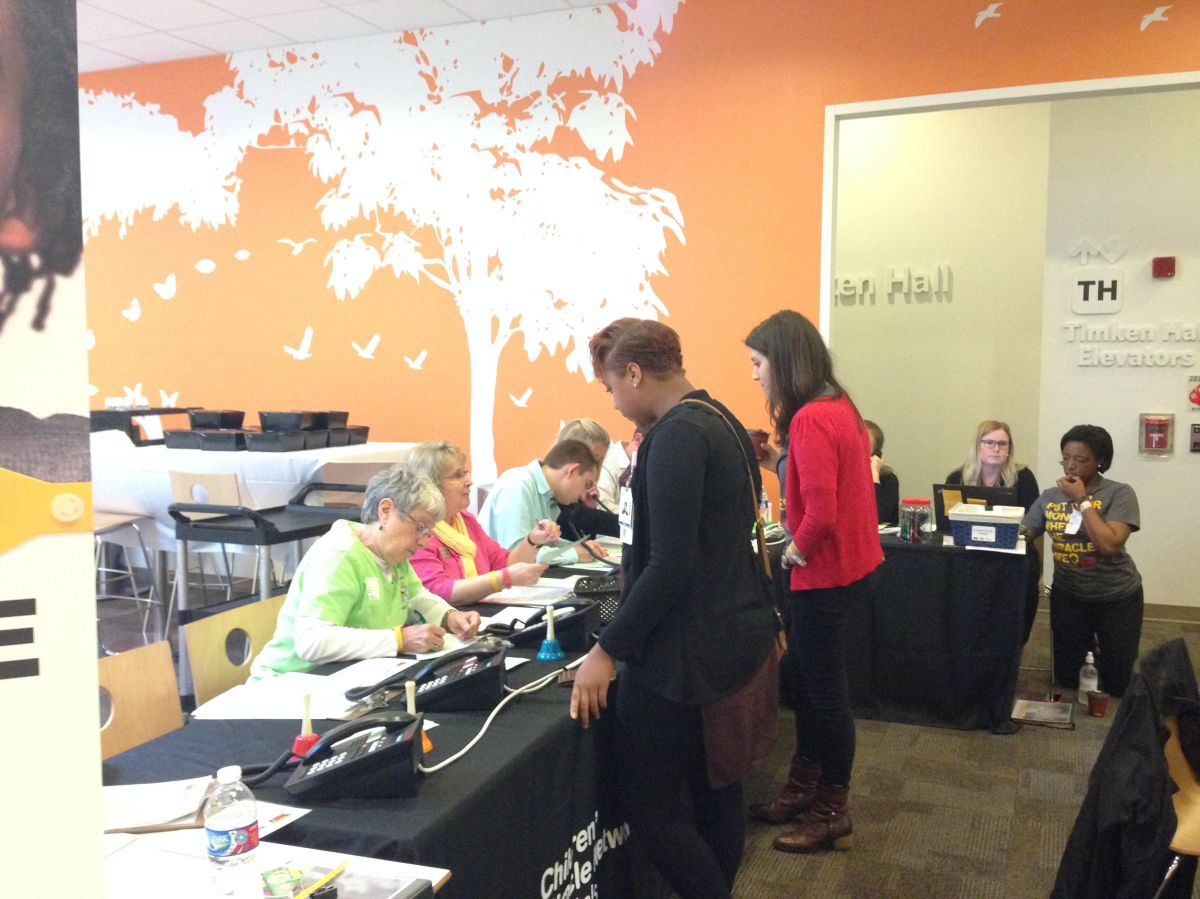 Magic 106.3 and Power 107.5 Radiothon 2015