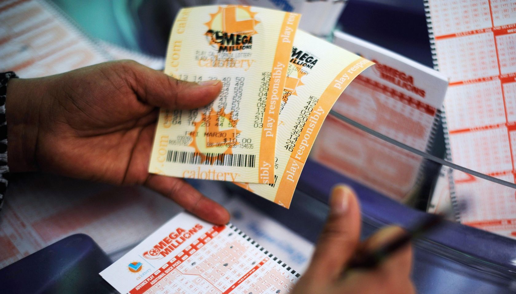 Mega Millions Jackpot Reaches Record High Of $640 Million
