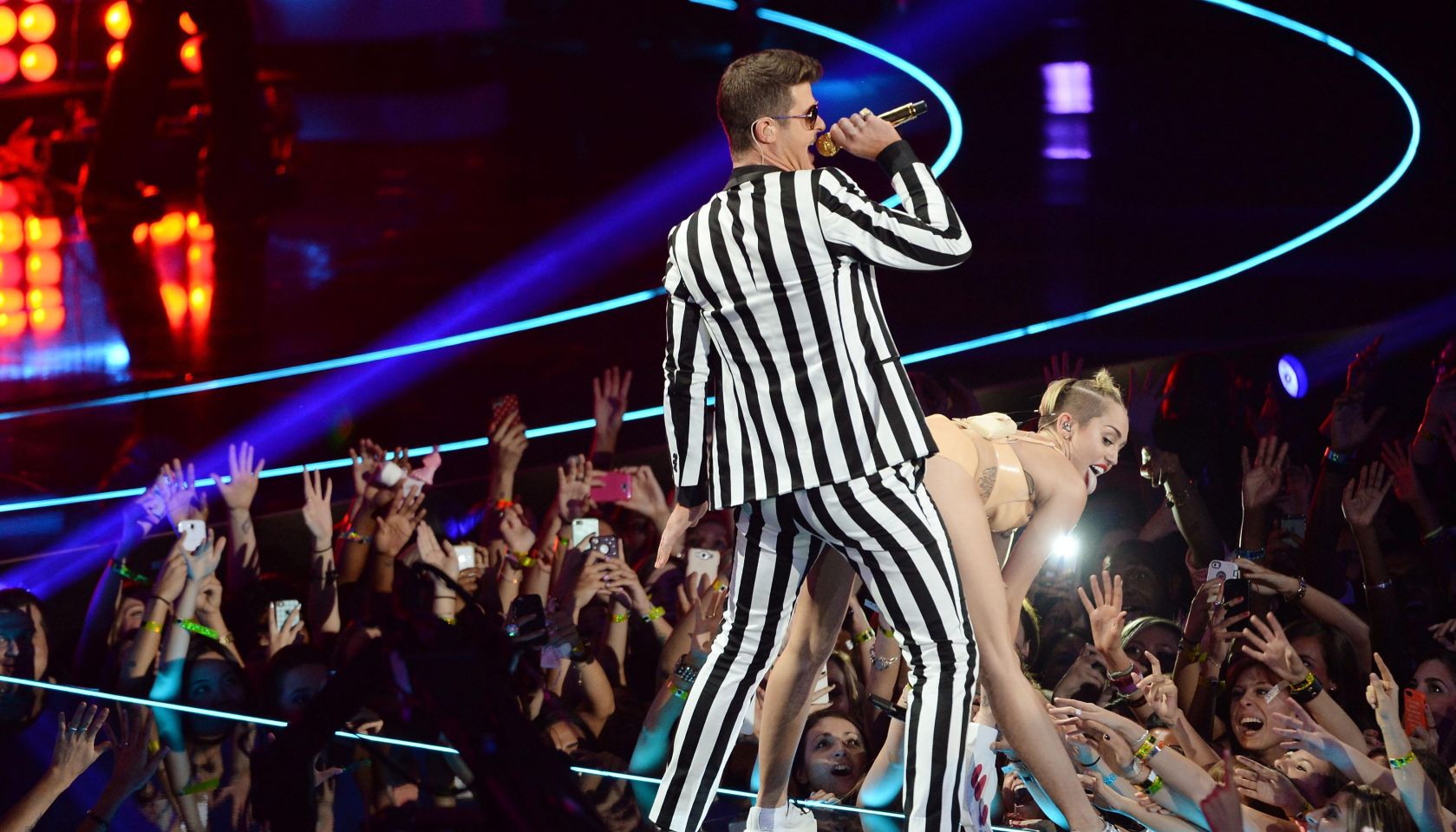 2013 MTV Video Music Awards - Show