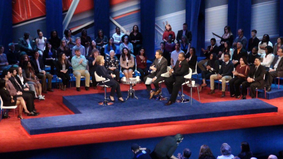 Democratic Town Hall Meeting Hillary Clinton Bernie Sanders