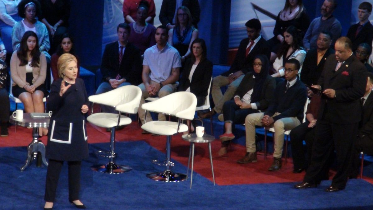 Democratic Town Hall Meeting Hillary Clinton Bernie Sanders