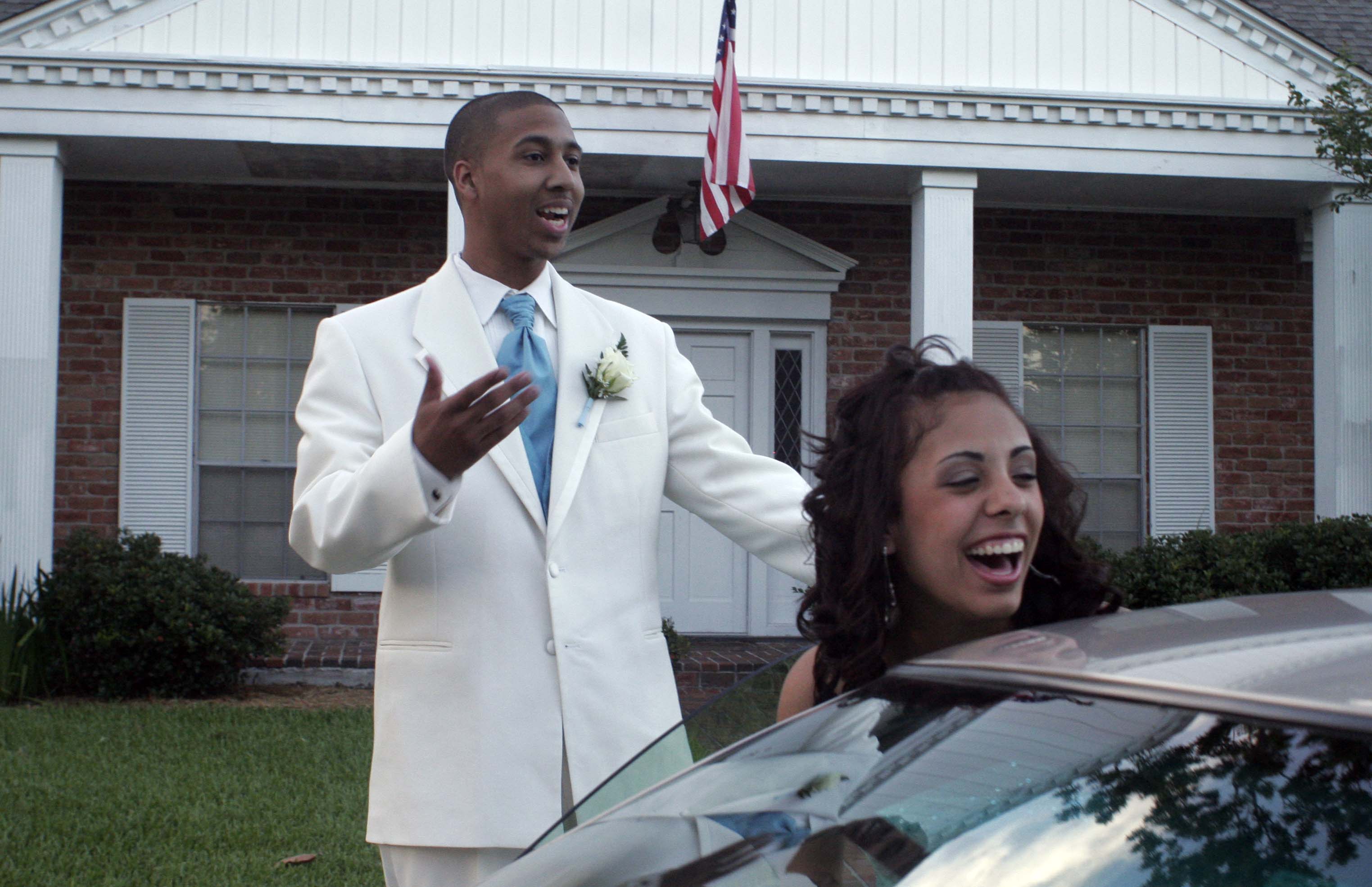 NEGATIVE# josephm 180253--SLUG--ME/PROM--DATE-05/12/06--New