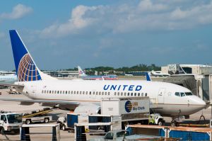 October 28 2012 United Airline Plane At Fort Lauderdale- Hollywood International Airport