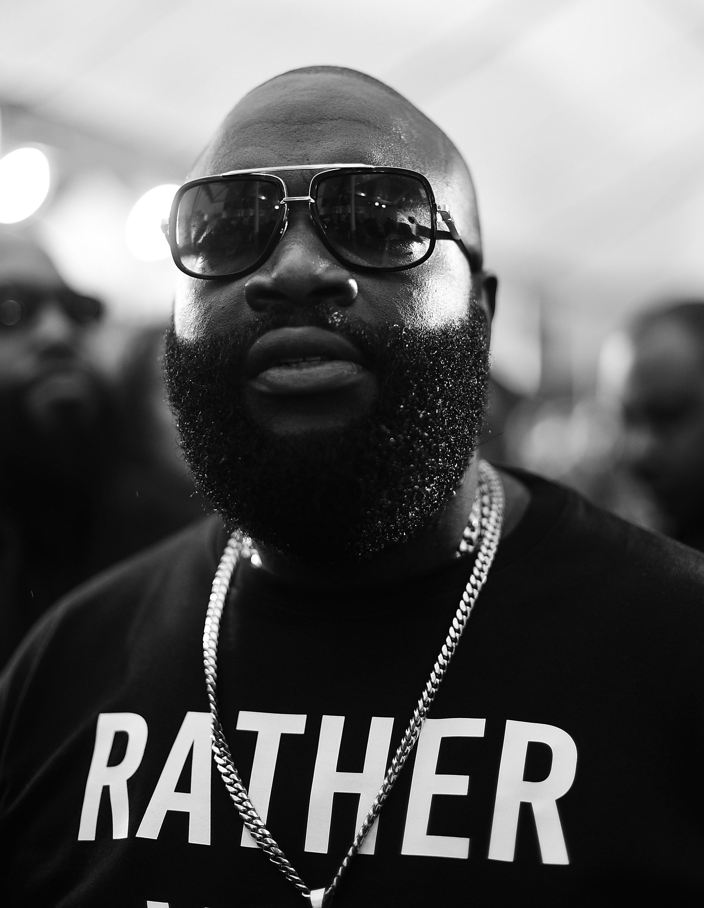 An Alternative View Of The 2016 American Music Awards