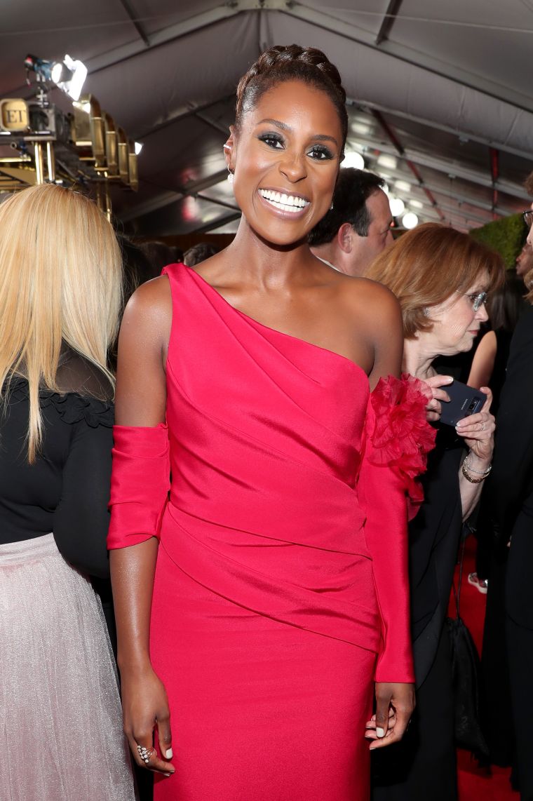 2017 Emmy Red Carpet Fashion