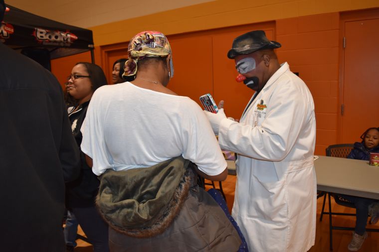 Radio One Columbus Thanksgiving Back