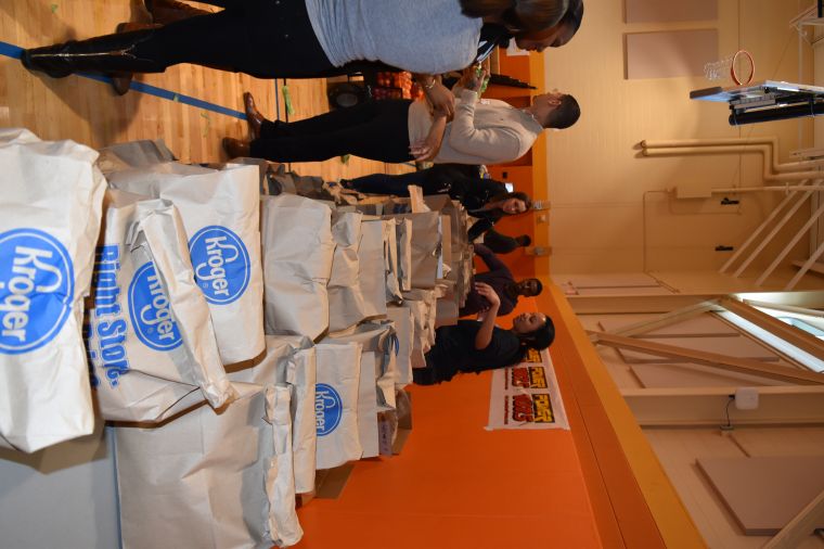 Radio One Columbus Thanksgiving Back