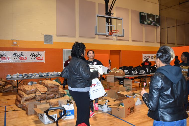 Radio One Columbus Thanksgiving Back