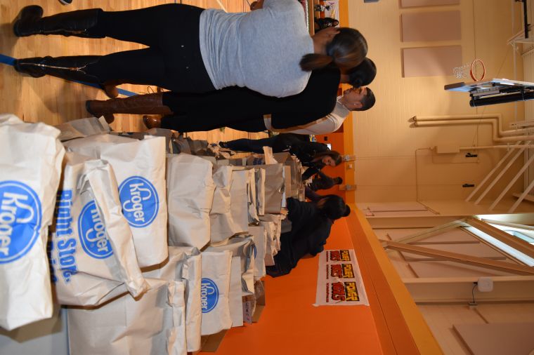 Radio One Columbus Thanksgiving Back