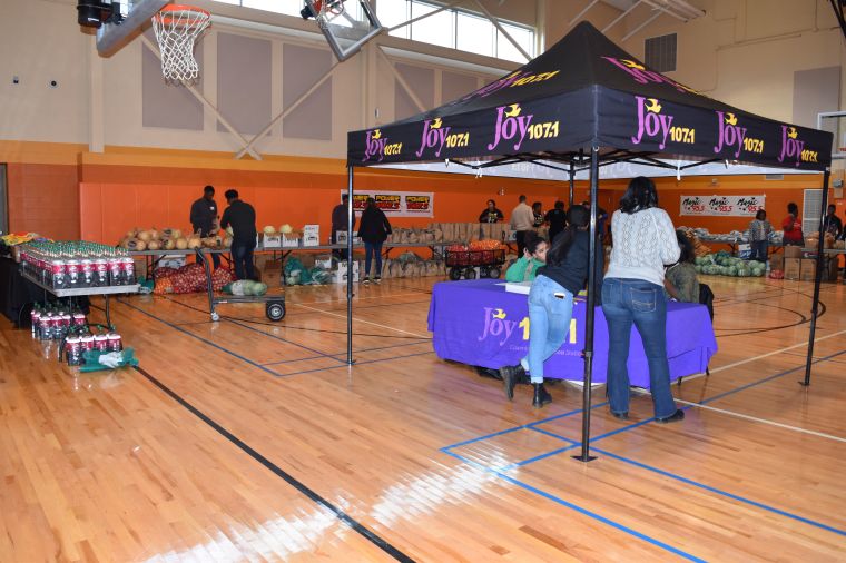 Radio One Columbus Thanksgiving Back