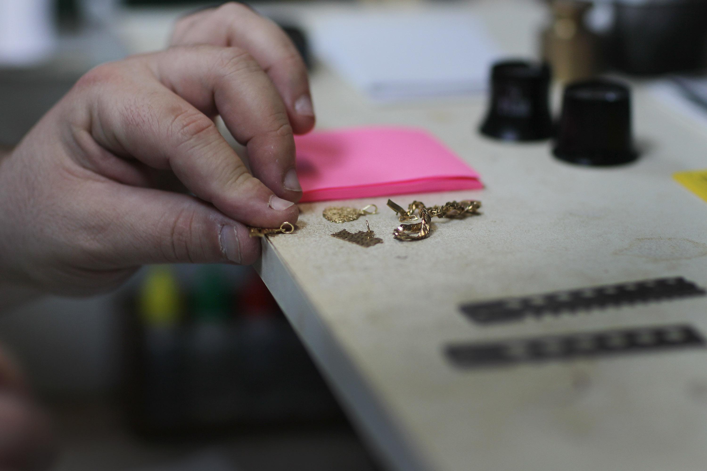 Pawn Shop Businesses Benefit In Rough Economy