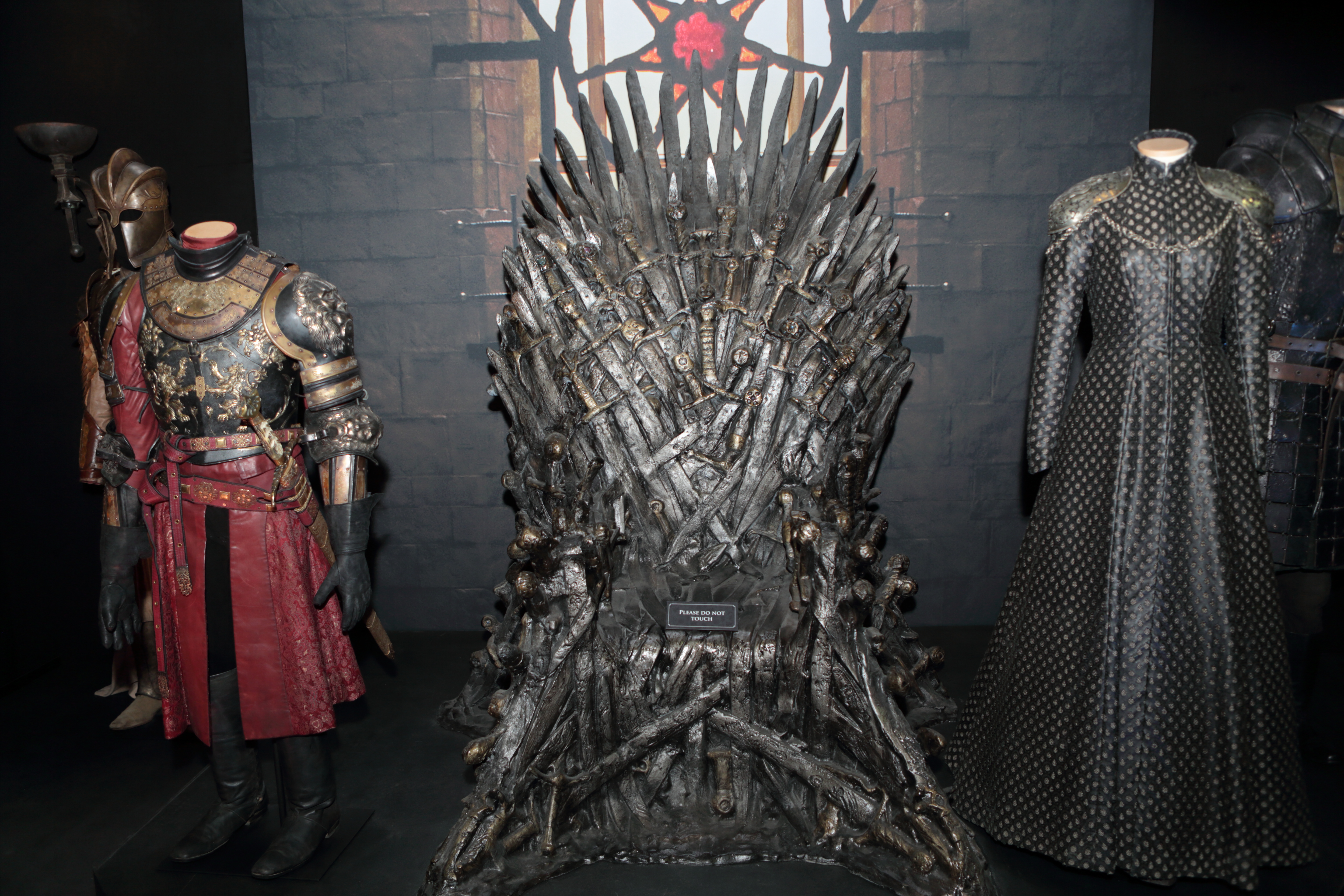 'Game of Thrones’ stars open the GAME OF THRONES: The Touring Exhibition