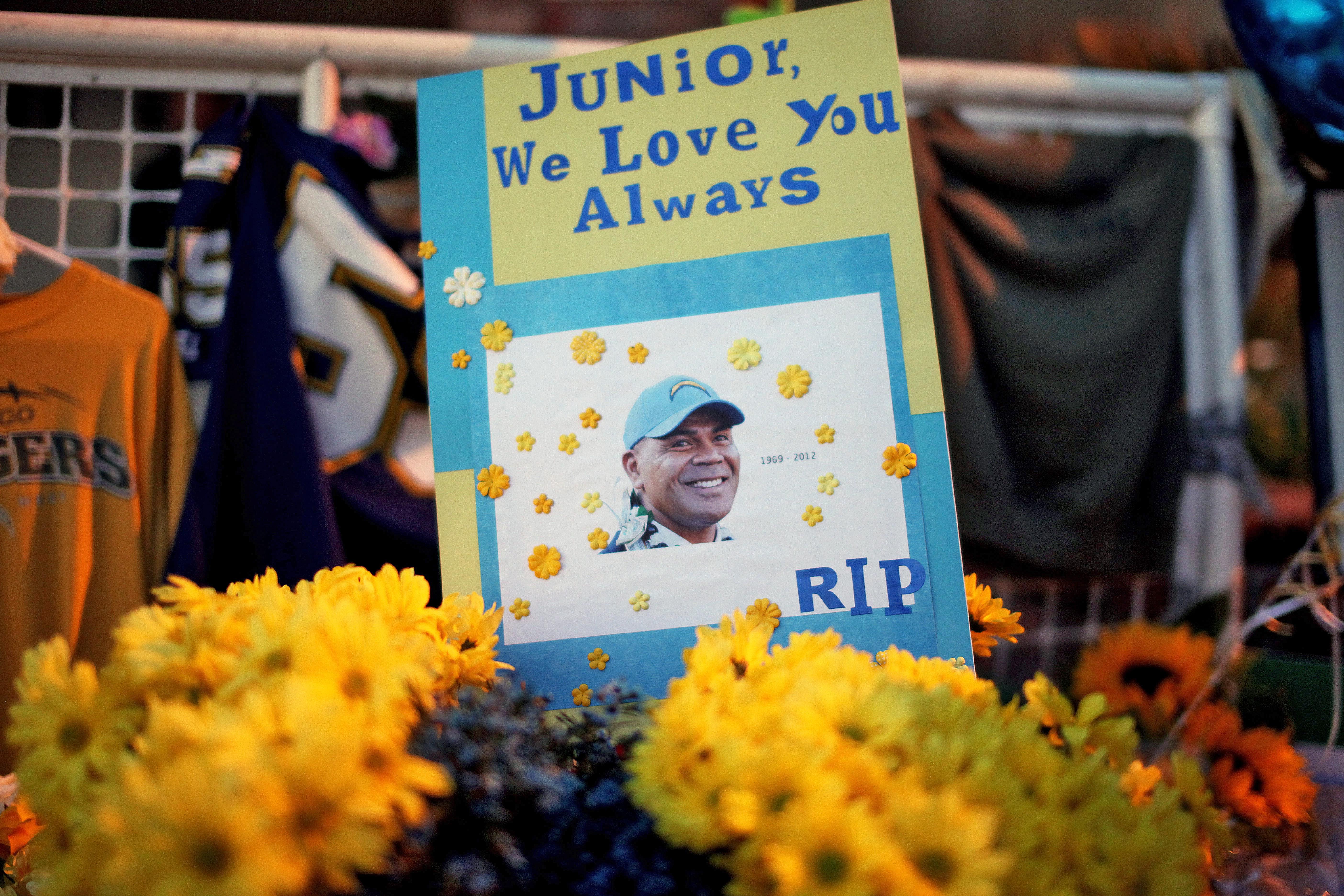 Junior Seau found dead in his home