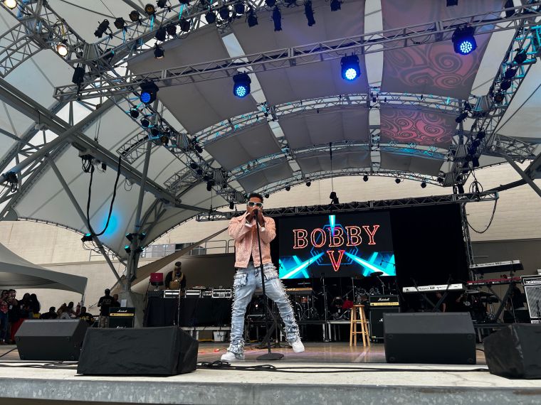 Bobby V