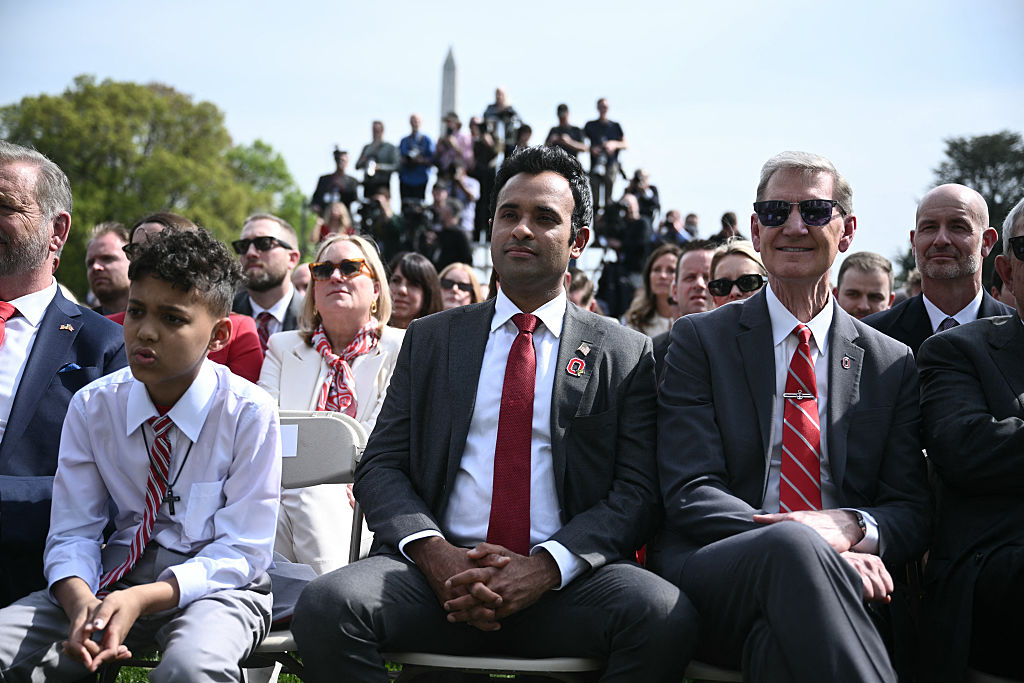 US-POLITICS-TRUMP-COLLEGE-FOOTBALL