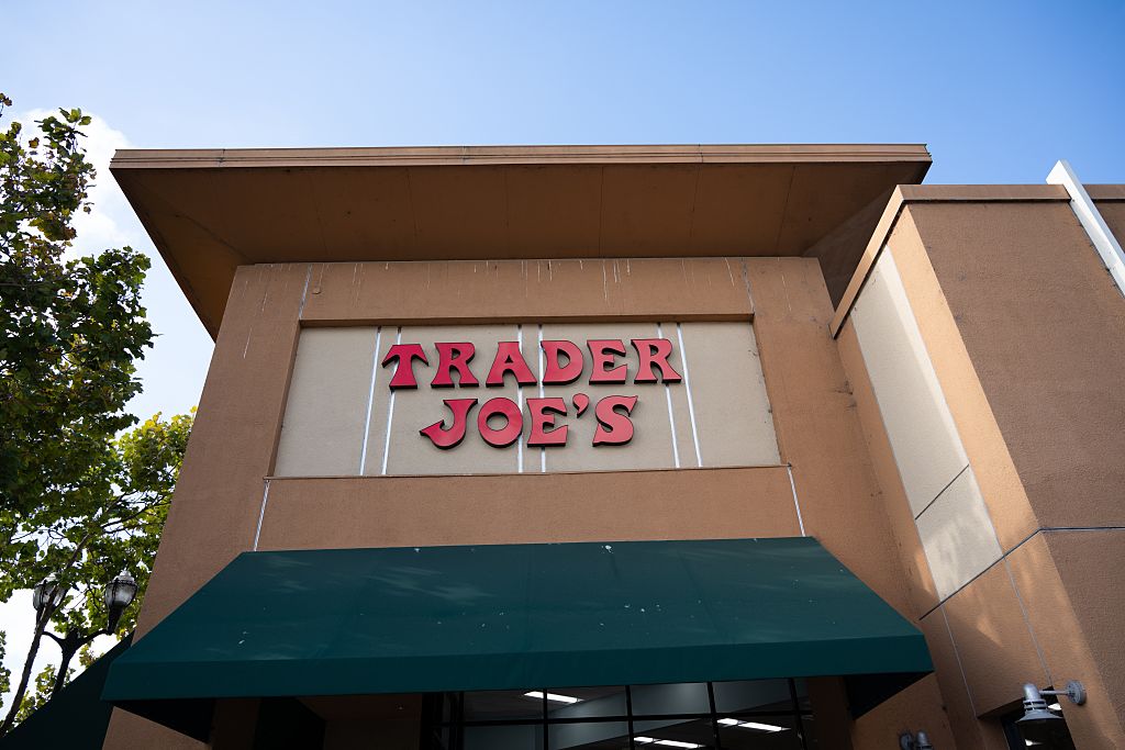 Trader Joe'S Facade